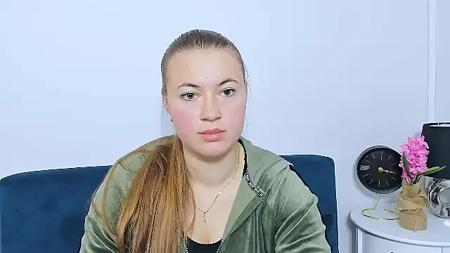 LeaNaughty online show from 10-21-25, 03:57