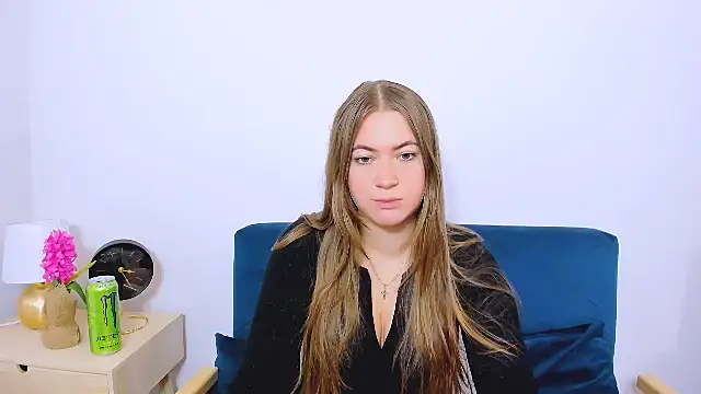 LeaNaughty online show from 11-13-25, 03:55