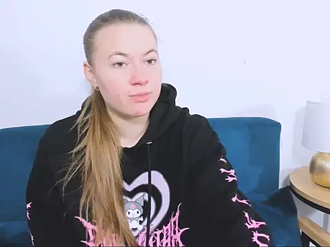 LeaNaughty online show from 12-19-25, 07:37