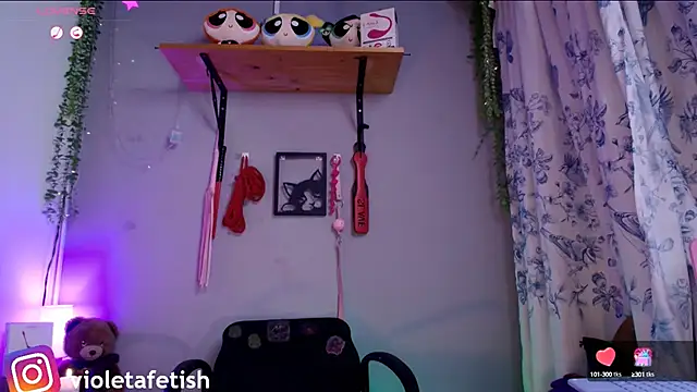 Snapshot of Violetafetish-dirty chatting on 09-25-25, 11:41 Violetafetish-dirty online show from 09-25-25, 11:41