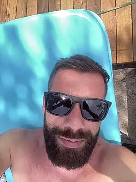 Snapshot of SuzyBaby1 chatting on 11-30-25, 03:16 SuzyBaby1 online show from 11-30-25, 03:16