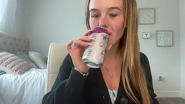 Amberjayxox0 online show from 11-17-25, 08:14