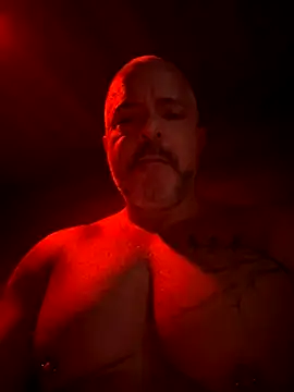 Snapshot of 1totangox chatting on 11-19-25, 10:59 1totangox online show from 11-19-25, 10:59