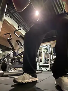 Snapshot of 1totangox chatting on 12-16-25, 10:31 1totangox online show from 12-16-25, 10:31