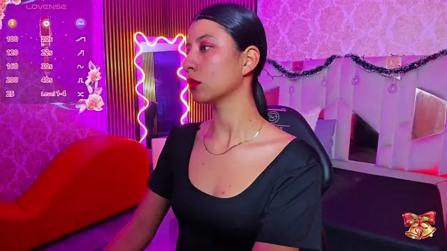 Snapshot of Adisson_Tay chatting on 12-04-25, 11:52 Adisson Tay online show from 12-04-25, 11:52