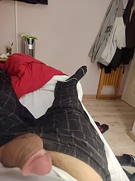 Snapshot of parejitafenix69 chatting on 11-18-25, 02:39 parejitafenix69 online show from 11-18-25, 02:39