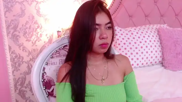 GabrielaSuarez online show from 10-26-25, 01:39