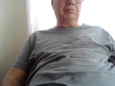 Snapshot of Scorpions2025 chatting on 10-19-25, 05:35 Scorpions2025 online show from 10-19-25, 05:35