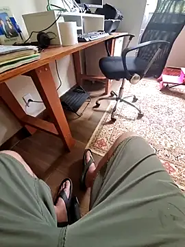 Snapshot of Scorpions2025 chatting on 10-29-25, 12:29 Scorpions2025 online show from 10-29-25, 12:29