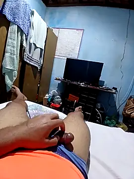 mineiro0388 online show from 11-22-25, 04:11