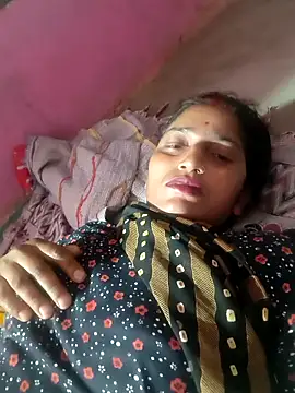 Snapshot of Pooja_shre chatting on 03-31-26, 05:35 Pooja shre online show from 03-31-26, 05:35