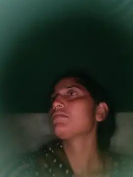 Snapshot of Pooja_shre chatting on 04-02-26, 05:32 Pooja shre online show from 04-02-26, 05:32