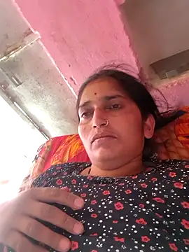 Snapshot of Pooja_shre chatting on 04-03-26, 08:45 Pooja shre online show from 04-03-26, 08:45