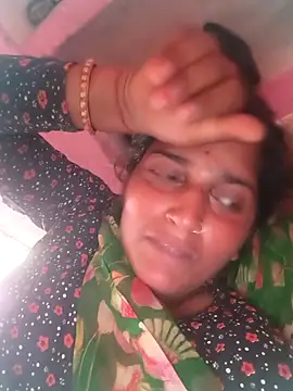 Snapshot of Pooja_shre chatting on 04-19-26, 09:41 Pooja shre online show from 04-19-26, 09:41