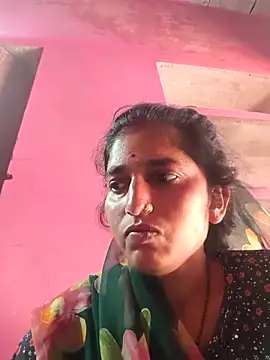 Snapshot of Pooja_shre chatting on 05-02-26, 02:16 Pooja shre online show from 05-02-26, 02:16
