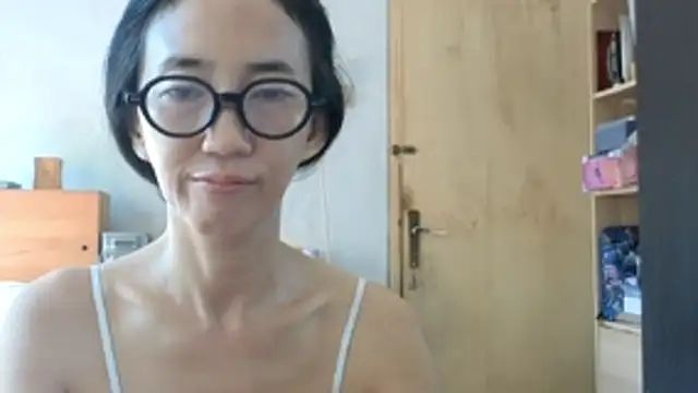 Snapshot of princessD077 chatting on 05-21-26, 02:07 princessD077 online show from 05-21-26, 02:07