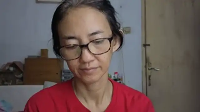 Snapshot of princessD077 chatting on 05-31-26, 04:36 princessD077 online show from 05-31-26, 04:36