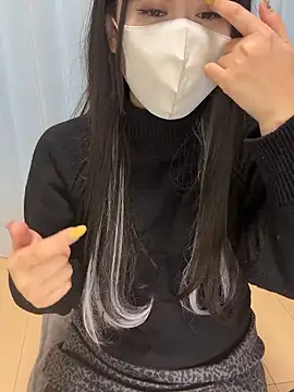 Snapshot of sakina-07 chatting on 11-15-25, 02:13 sakina-07 online show from 11-15-25, 02:13