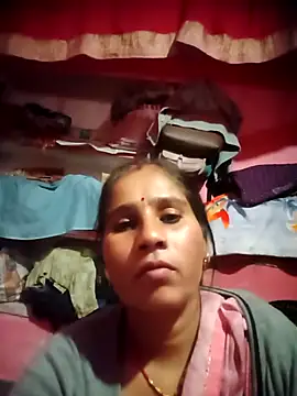 OliveGreen22 online show from 11-18-25, 12:42