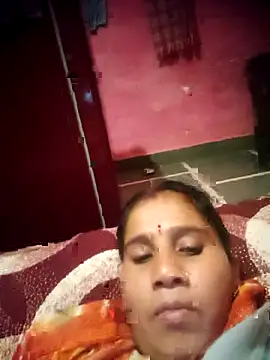 OliveGreen22 online show from 11-22-25, 01:59