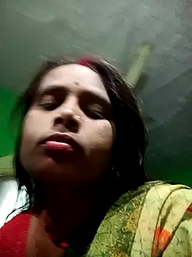 Snapshot of Rajni_gupta chatting on 10-19-25, 03:23 Rajni gupta online show from 10-19-25, 03:23