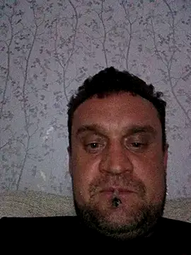 Snapshot of PeteR1987- chatting on 11-22-25, 11:26 PeteR1987- online show from 11-22-25, 11:26