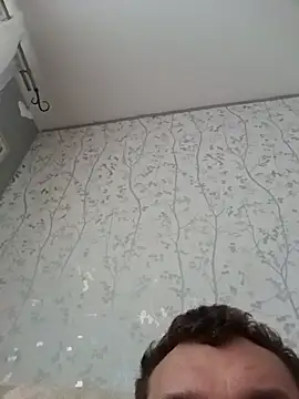 Snapshot of PeteR1987- chatting on 11-30-25, 07:12 PeteR1987- online show from 11-30-25, 07:12