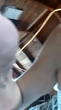 Snapshot of faithfulchic chatting on 10-22-25, 11:26 faithfulchic online show from 10-22-25, 11:26