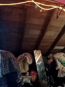 Snapshot of faithfulchic chatting on 12-16-25, 09:09 faithfulchic online show from 12-16-25, 09:09