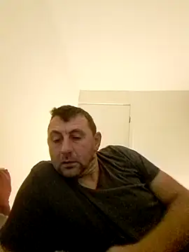 Snapshot of Sasa19790 chatting on 10-25-25, 05:26 Sasa19790 online show from 10-25-25, 05:26