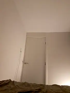 Snapshot of Sasa19790 chatting on 11-09-25, 07:23 Sasa19790 online show from 11-09-25, 07:23