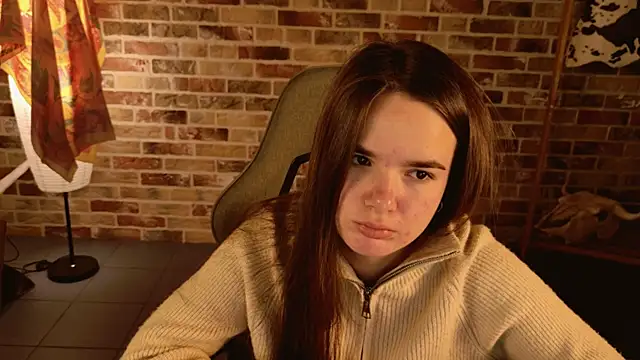 May Bloom online show from 12-03-25, 05:04