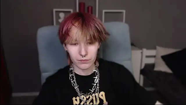 guitarandangell online show from 04-22-26, 07:22