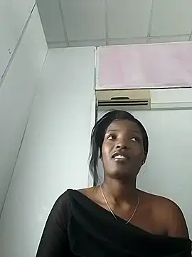 AfricanBarbiee69 online show from 07-25-26, 10:24