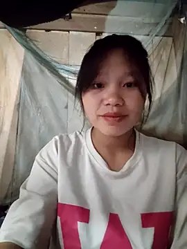 linh-miu99 online show from 02-28-26, 01:50