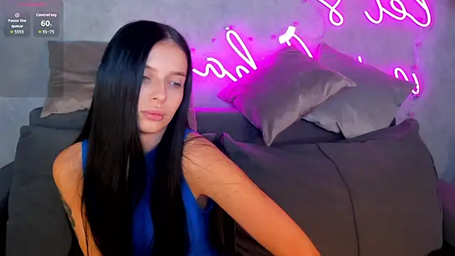 Eva Mayers online show from 11-03-25, 01:19