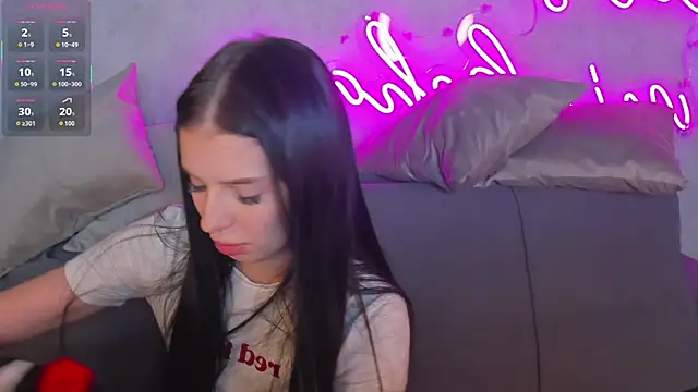 Eva Mayers online show from 11-19-25, 10:54