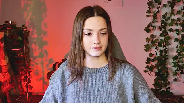 Snapshot of KiraVair chatting on 02-28-26, 12:17 KiraVair online show from 02-28-26, 12:17