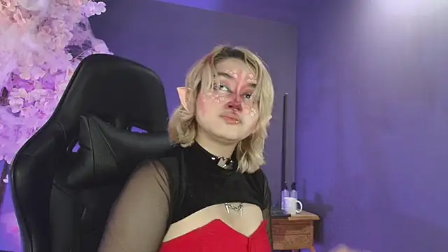 Navier   online show from 10-31-25, 02:18