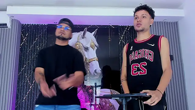 handsome boys22 online show from 11-27-25, 02:08