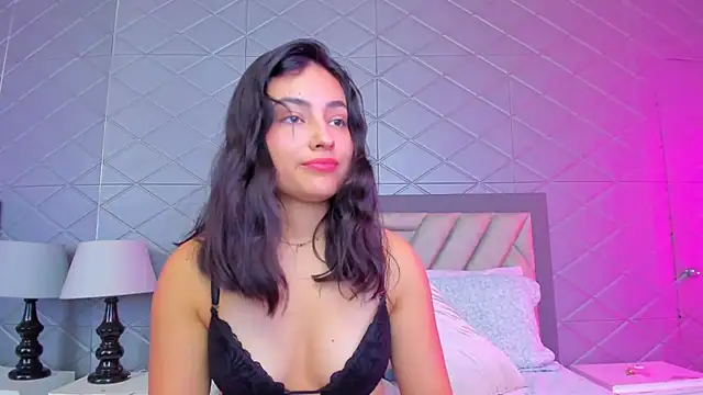 Snapshot of ViolettRouse chatting on 01-09-26, 03:59 ViolettRouse online show from 01-09-26, 03:59