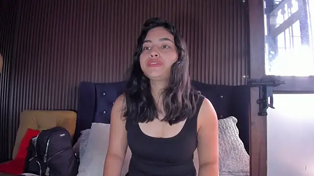 Snapshot of ViolettRouse chatting on 02-16-26, 04:47 ViolettRouse online show from 02-16-26, 04:47