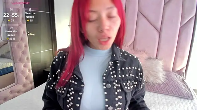 Snapshot of melanie_roux__ chatting on 11-05-25, 11:54 melanie roux online show from 11-05-25, 11:54