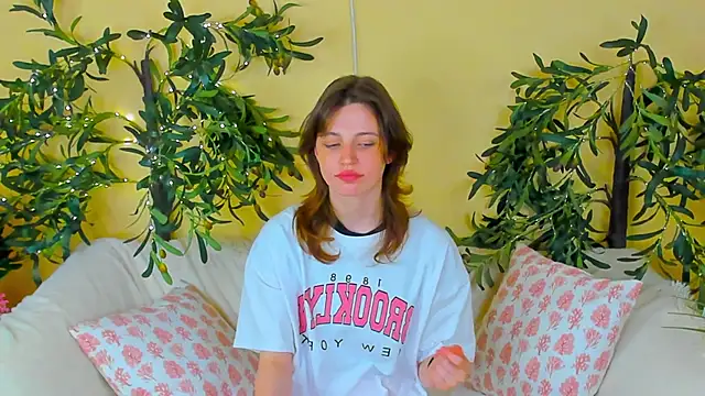 EugenaDevol online show from 10-21-25, 11:55