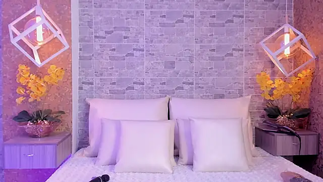 Catalina-Thompson online show from 11-19-25, 12:05