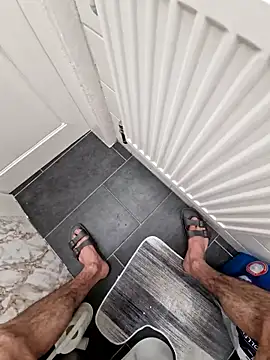 16enes16 online show from 11-24-25, 03:34