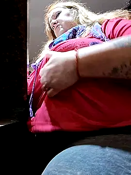 JennyInVegas online show from 10-30-25, 01:23