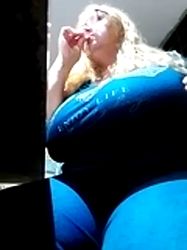 JennyInVegas online show from 11-28-25, 02:20