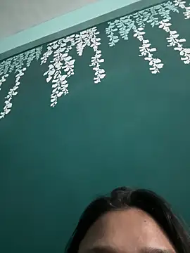 heenashai online show from 11-21-25, 11:03