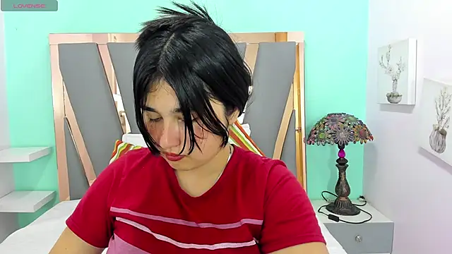 Snapshot of Sweet_sumisive chatting on 11-28-25, 01:58 Sweet sumisive online show from 11-28-25, 01:58